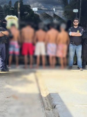 A Polícia Civil do Amazonas (PC-AM), por meio da 58ª Delegacia Interativa de Polícia (DIP) de Uarini (a 565 quilômetros de Manaus), com apoio da Guarda Civil Municipal (GCM), deflagrou uma operação policial na última sexta-feira (20) para desarticular um grupo criminoso responsável pelo tráfico de drogas no município.